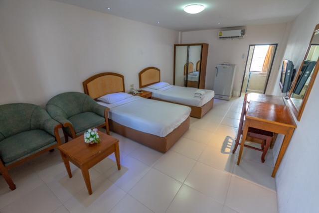 Golden House Service And Apartment Районг Экстерьер фото